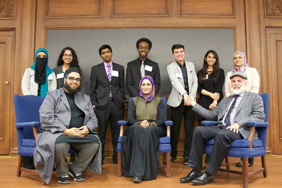 إسلاموفوبيا على متن طائرة أميركية بسبب عبوة كوكا كولا!