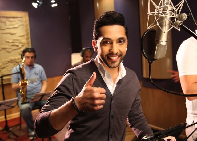 من كواليس تصوير أغاني الجلسة ويظهر المخرج ياسر الياسري