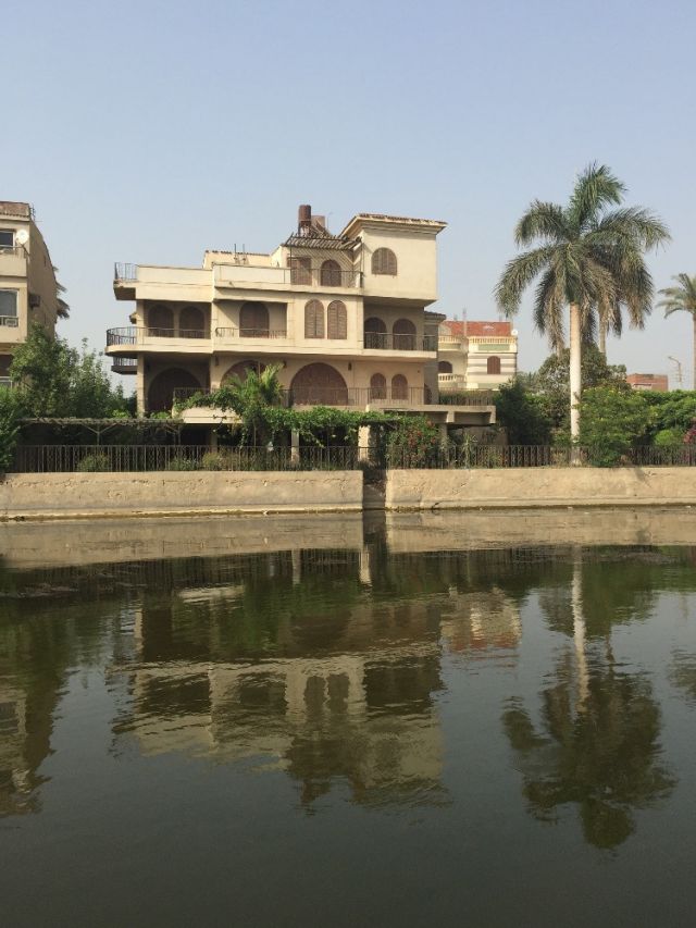 فيلا الممثل نور الشريف