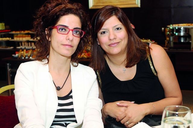 الين وكريستين ضومط