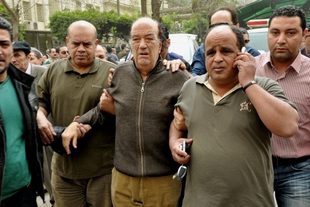 بالصور- نجوم لم يتخطوا بعد موت أولادهم