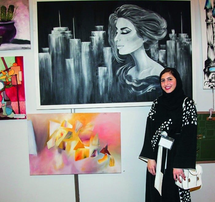 معرض «منظور جماعي»: ثماني فنانات سعوديات شابات يعبّرن عن أفكارهن من خلال لوحة وألوان