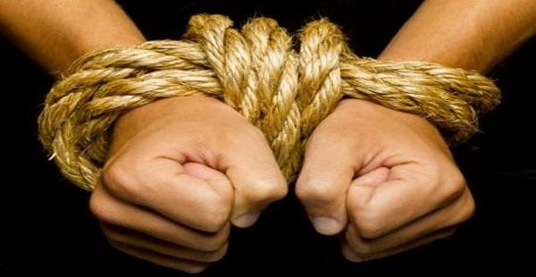 لن تصدقوا لماذا ادعت طالبة اختطافها؟