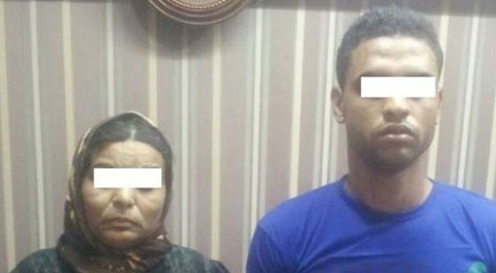 بالصورة - حماة تقتل كنتها الشابة بحضور زوجها