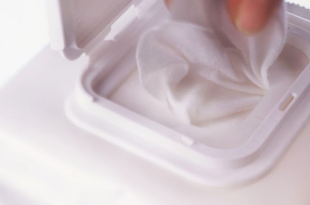 احذروا المناديل المعقّمة wet wipes!