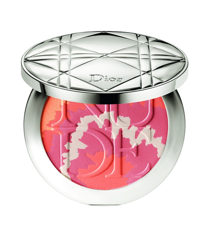 Dior Diorskin Nude Tan Tie Dye Edition in Coral Sunset no.002