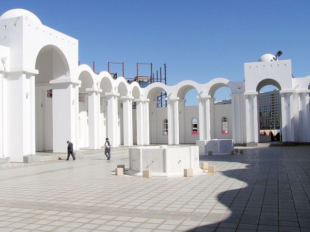 مسجد النور في أستانا عاصمة كازاخستان 