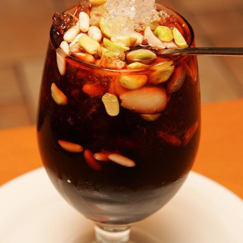 3 اكواب من الجلاب في اليوم ستكسبك وزناً! اكتشفي كم كيلوغراماً