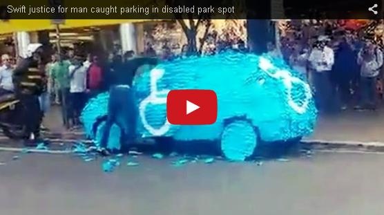 بالفيديو- ركن سيارته في مكان مخصص للمعوقين، شاهدوا ماذا فعلوا به!!