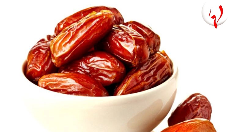 في تناول التمر أكثر من تقليد...