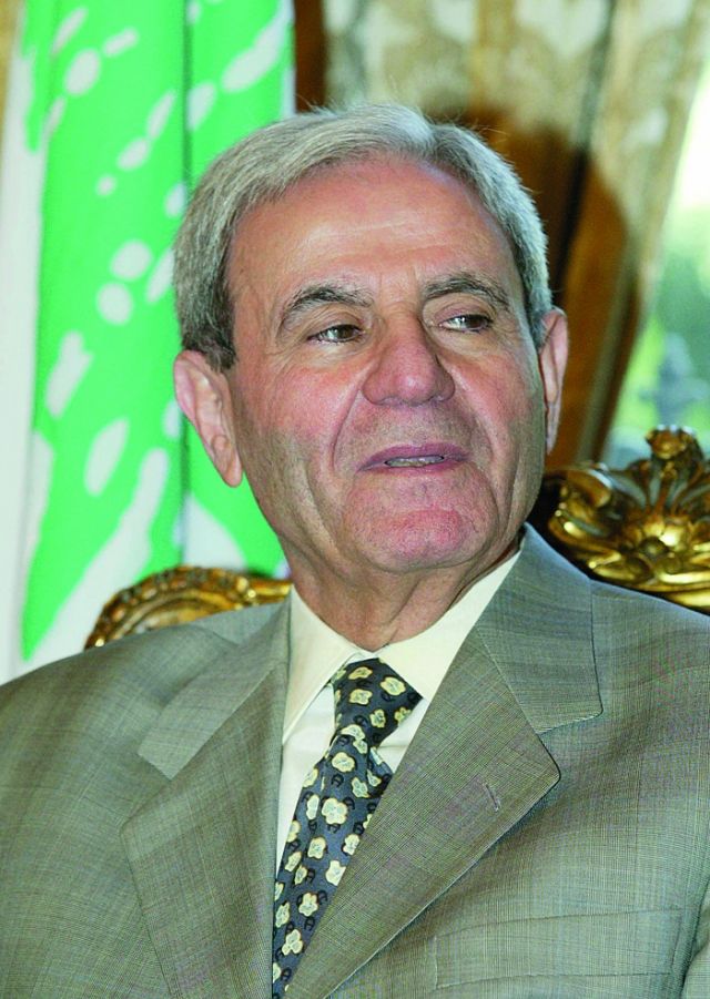 فوزي صلّوخ وحفيده نائل في رحلة العودة إلى الجذور