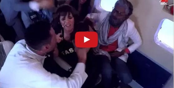 بالفيديو – أمينة تتحجب وتنطق الشهادتين تحسباً للموت بسبب رامز جلال