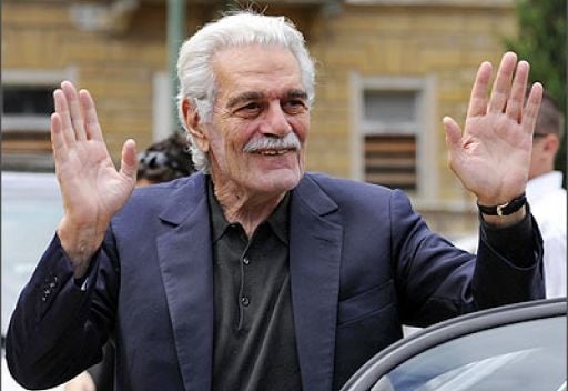 مشاهير تخلّوا عن أولادهم لأنهم 