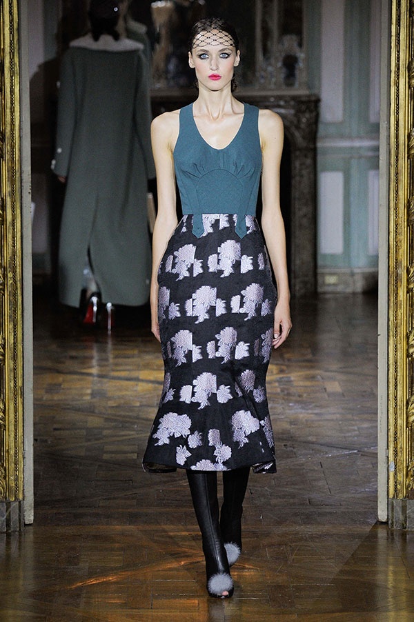 عرض Ulyana Sergeenko للأزياء الراقية