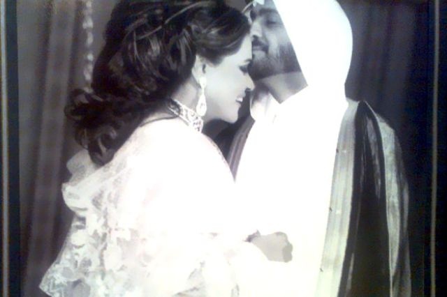 بالصور- محبو أحلام يتناقلون صورا قديمة من زفافها... شاهدوا كيف كانت وهي عروس