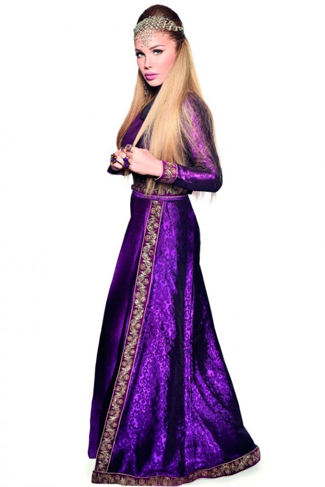 أقول من خلال شخصية شهرزاد لكل امرأة: «تمسّكي بقوتك وبنجاحك، لا تتخلّي عن طموحك وأحلامك، ولا تقفي صامتة أمام أي ظلم قد تتعرضين له»