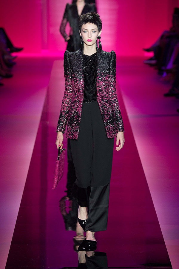 عرض Armani Privé للأزياء الراقية