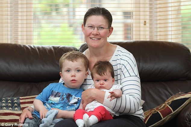 أنجبت من زوجها بعد وفاته بعامين!