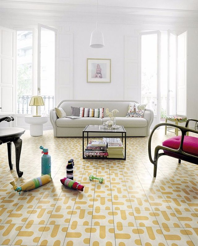 البلاط بزخرفة فريدة مشبعة بروحية الماضي