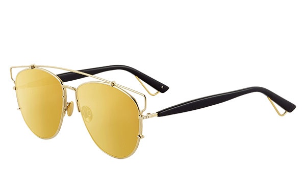 نظارات شمسية من مجموعة Technologic Sunglasses من Dior.