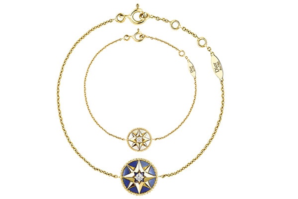 قلادتان من مجموعة La Rose Des Vents من Dior Fine Jewellery.
