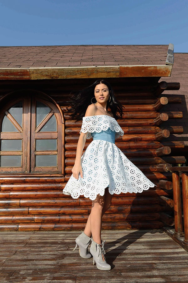 مجموعة Peplum The Label أنوثة مع لمسة مدينية