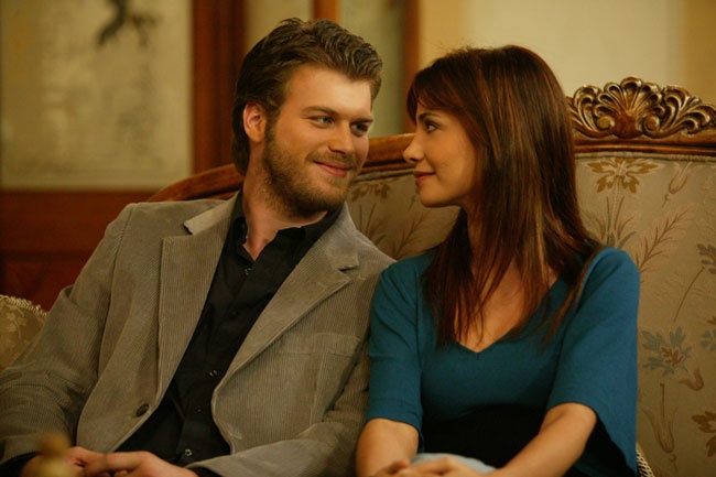 بالفيديو - ماذا قال المرشد السياحي عن قصر مهند ونور؟ ستصدمون عندما تعرفون