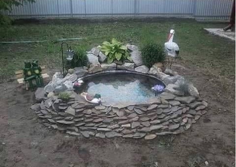 بالصور - اصنعوا بركة حديقتكم الخاصة في المنزل باستخدام دولاب!!