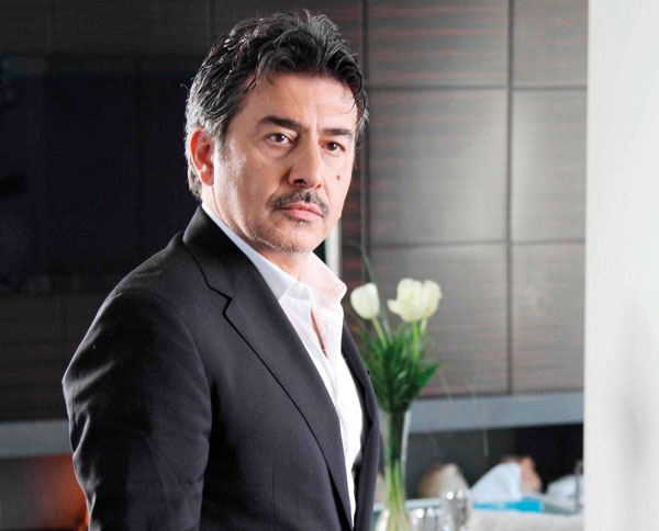 عابد فهد: أحتاج إلى هدنة 'سينمائية' قبل موسم 2014