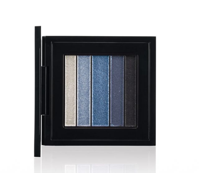 MAC Veluxe Pearl Fusion Shadow in Bleu Luxe