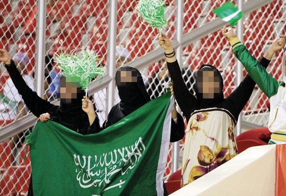 جدل جديد حول دخول المرأة السعودية الملاعب كـ متفرجة