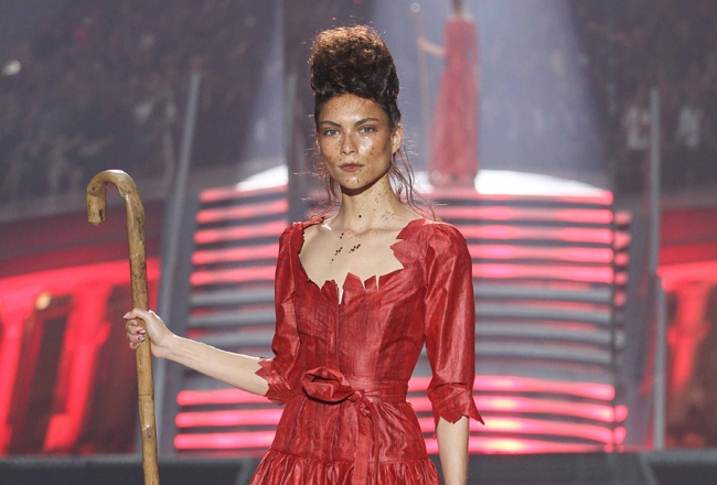 من عروض باريس: Vivienne Westwood