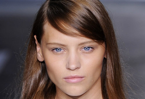 نصيحة أساسية لثبات ماكياجك