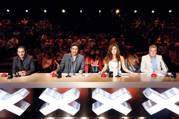 موّال بصوت 'نجوى كرم' ولوحة فنيّة بطلها العميد