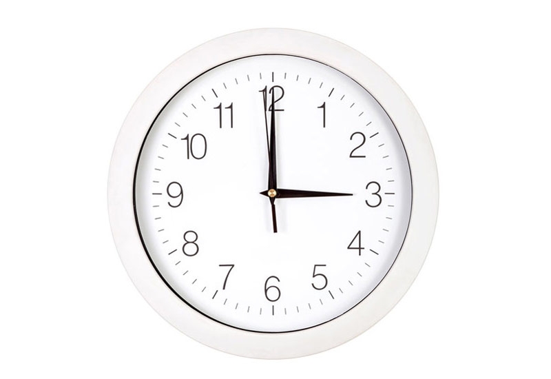 تناولي آخر وجبة عند الساعة الثالثة بعد الظهر