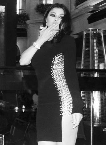 هيفاء وهبي منذ أشهر: