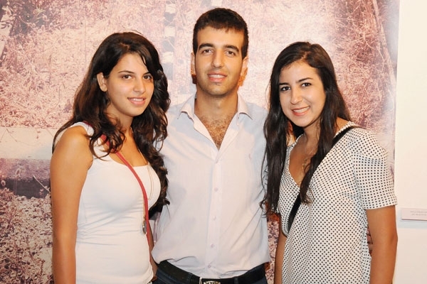 زهور رياشي وسلمان فرج وربى