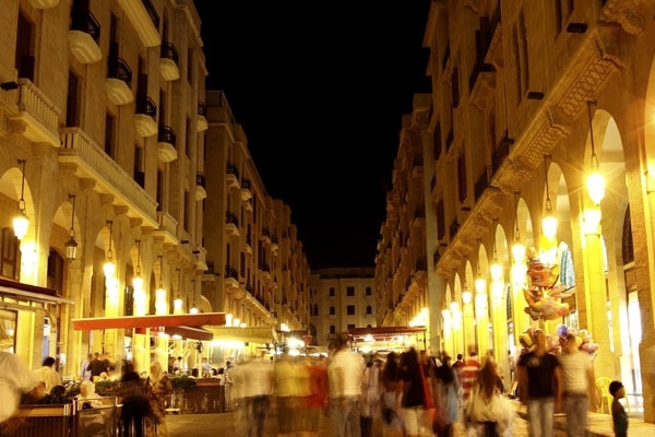 أمسيات العيد لا تنتهي في وسط بيروت