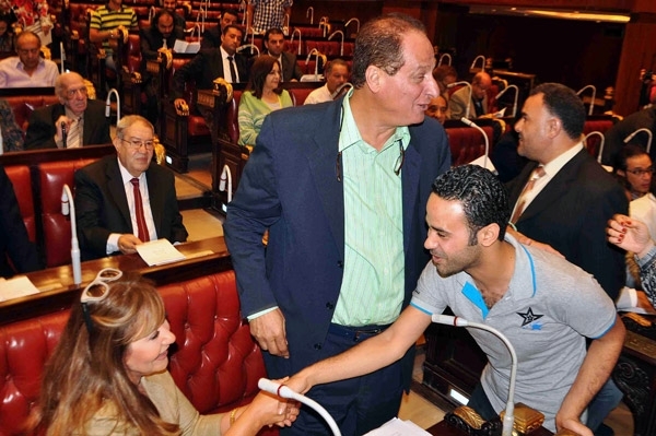 محمود بدر مؤسس حركة تمرد مع ليلى علوي وهاني مهنى