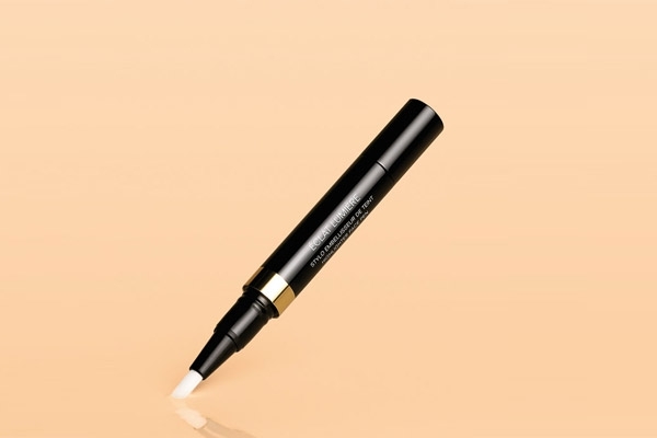 Chanel Stylo Embellisseur