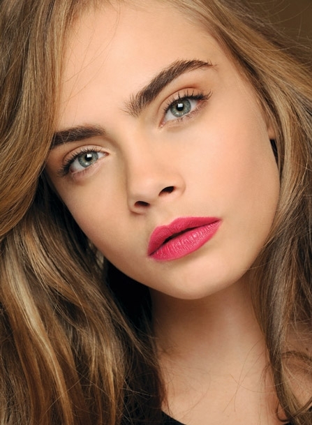 في عرض دايان فون فورستنبرغ - James Kaliardos Life Is A Party