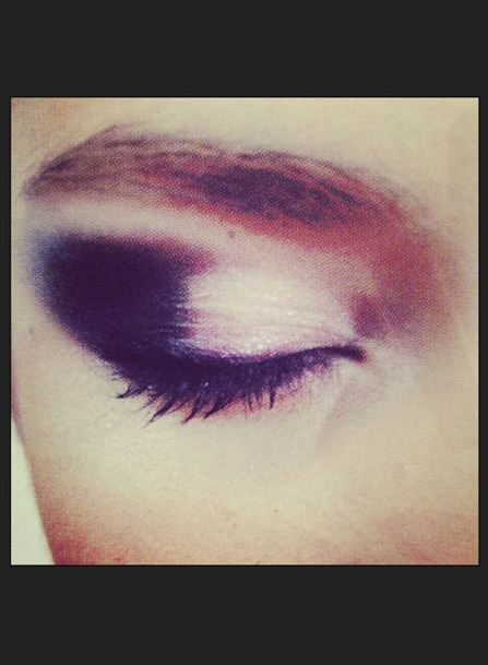 Michael في عرض مايكل كورز - Dick Page: الماكياج حادّ، أنيق وغرافيكيّKors Make Up