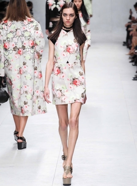 Carven من عروض باريس