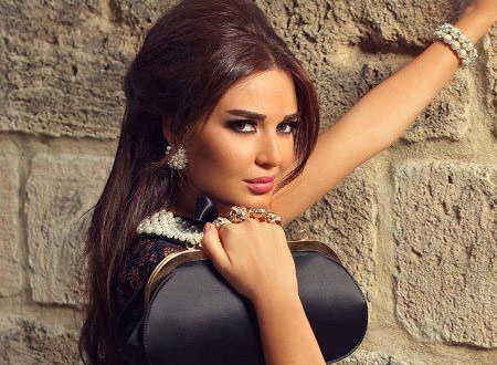 بالصور- سيرين عبدالنور برفقة زوجها وأصدقائها في ايطاليا... شاهدوا ماذا ارتدت