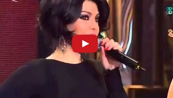 بالفيديو- تذكّروا كيف غازل عبدالله بالخير هيفاء وهبي وأحرجها