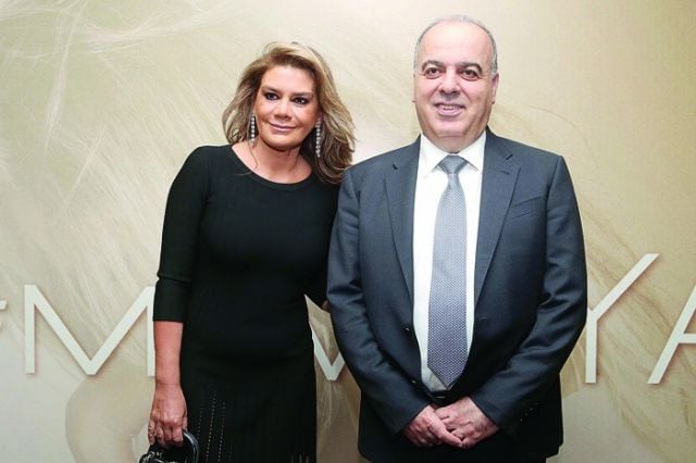 محمد جواد خليفة وزوجته سوزي