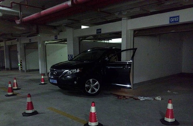 مسنّة أميركيّة تدهس زوجها من دون قصد أثناء ركنها السيّارة