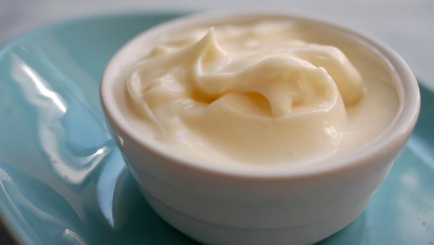 5 استخدامات غريبة للمايونيز قد تدهشك!