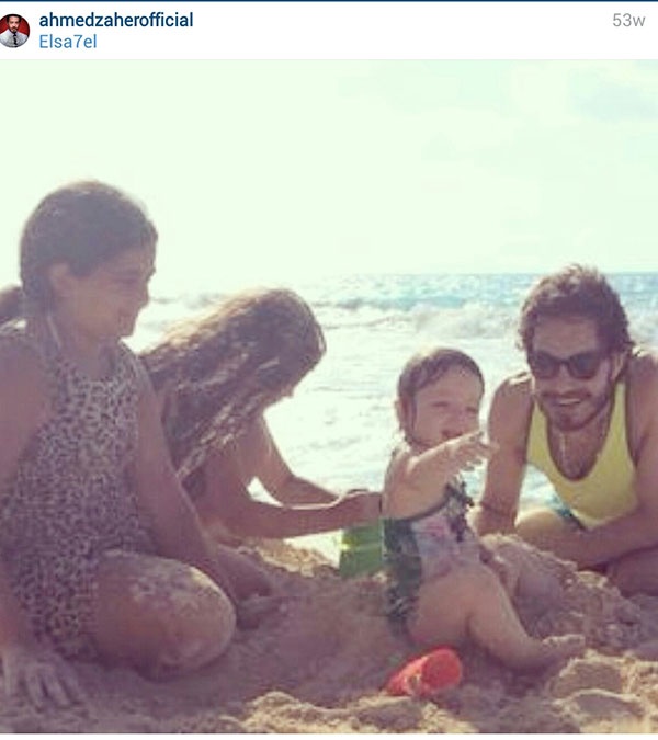 هل ينتظر أحمد زاهر وصول ابنته الرابعة؟ وما الذي طلبته زوجته؟