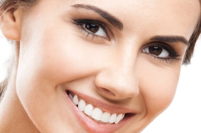 الابتسامة والنوم المبكر من أسرار العمر الطويل